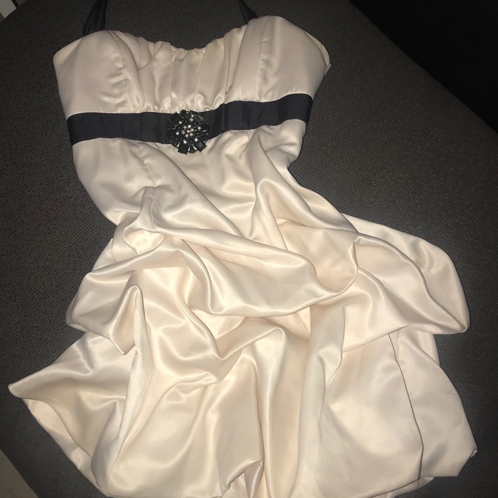 White ivory dress. Size 11
